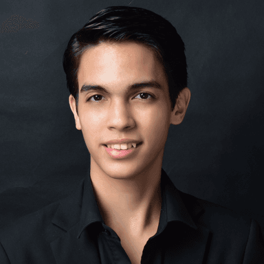 Jake Lizarraga