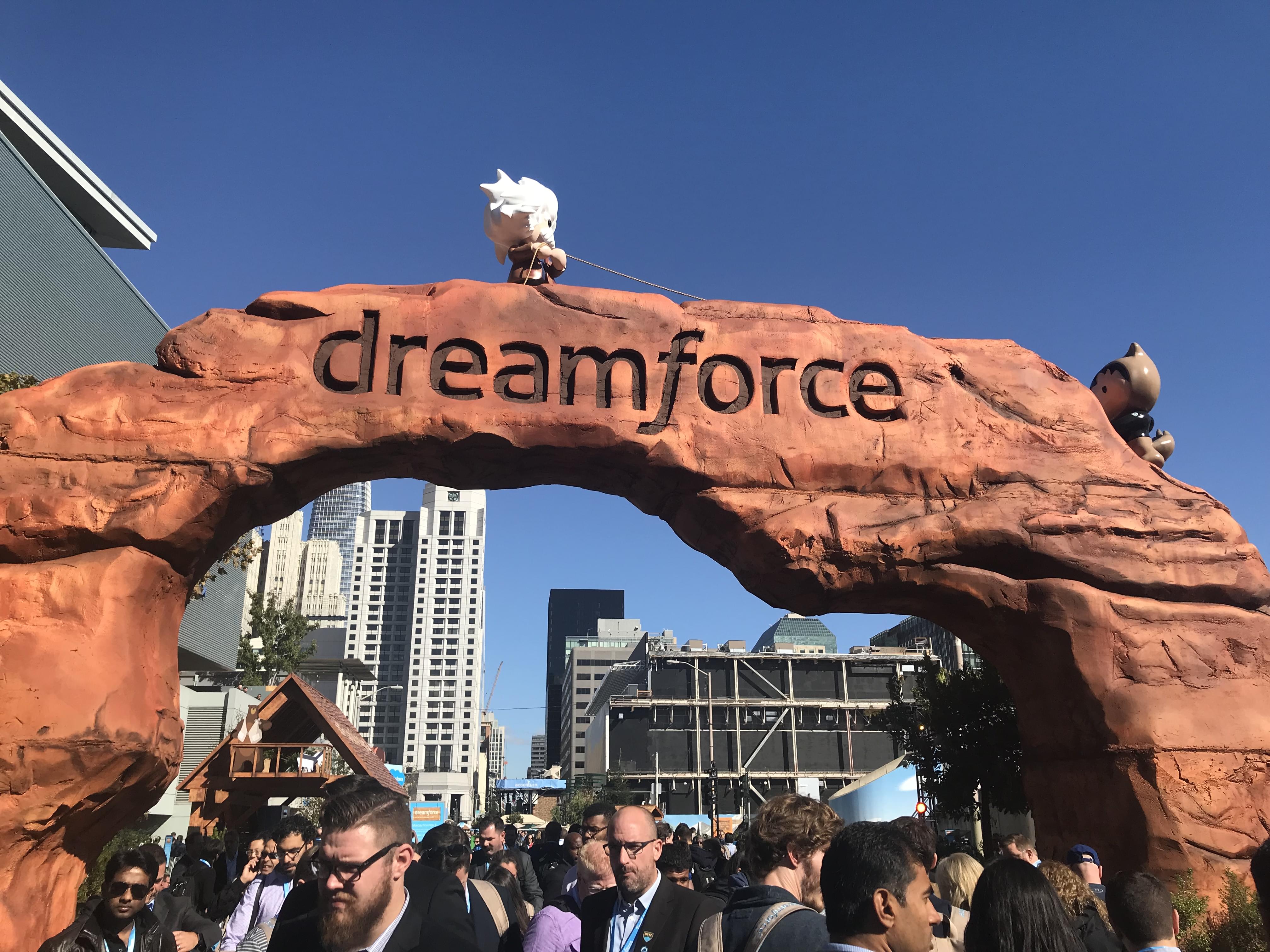 Salesforce Debuts AI Customer Service with Einstein at Dreamforce